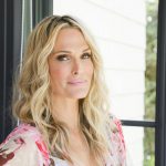 Las Vegas star Molly Sims goes make-up free as she steps out in gym ready  outfit